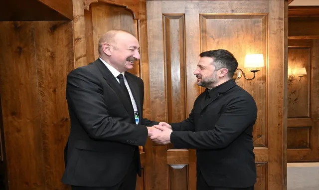 Azerbaycan Cumhurbaşkanı Aliyev ile Ukrayna Devlet Başkanı Zelenskiy Münih'te görüştü