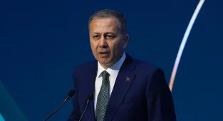 Bakan Yerlikaya'dan Şırnak'ta ele geçirilen 142 kilogram sentetik uyuşturucuya ilişkin paylaşım: