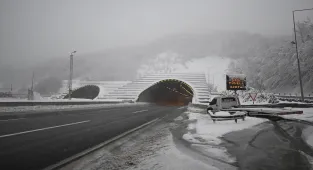 Bolu Dağı'nda kar etkisini sürdürüyor
