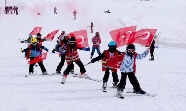 Hakkari'de Avrupa Kış Sporları Haftası kapsamında etkinlikler yapıldı