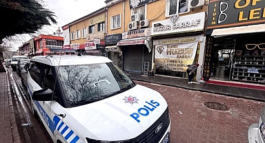Kayseri'de çalıntı forkliftle kuyumcuya girdi altınları alıp kaçtı
