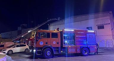Kayseri'de et tesisinde korkutan yangın!