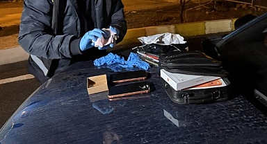 Kayseri ve çevre illerde ikinci el cep telefonu aldılar, sahte altın verdiler 