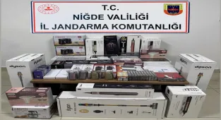 Niğde'de kaçakçılık operasyonunda 3 zanlı yakalandı