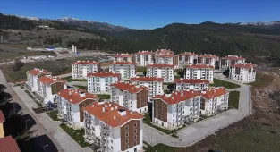 Sanayi ve Teknoloji Bakanı Kacır, Denizli'de Yüzyılın Konut Projesi kura çekiminde konuştu: