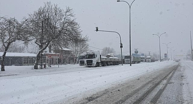 Sivas-Erzincan yolu ulaşıma açıldı