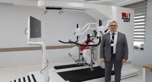 Sivas Numune Hastanesinde robotik yürüme rehabilitasyon cihazı hizmete sunuldu