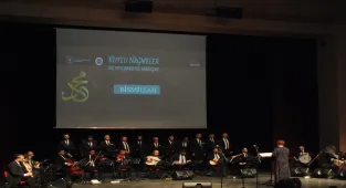 Sivas'ta Devlet THM Korosu sanatçıları konser verdi
