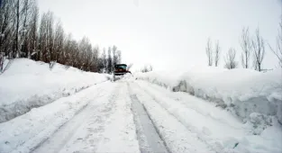 Sivas'ta kar nedeniyle 396 köy yolunda ulaşım sağlanamıyor