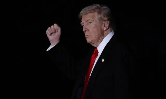 Trump'tan, Japonya'daki genel seçimlerde büyük başarı kazanan Başbakan Takaiçi'ye tebrik