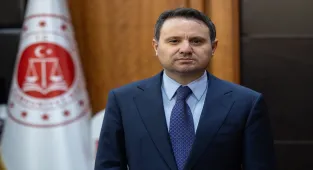 Adalet Bakanı Gürlek'ten CHP Genel Başkanı Özel'in iddialarına ilişkin açıklama: