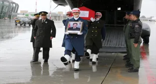 Ağrı'da askeri araç kazasında şehit olan Uzman Çavuş Akarsel'in cenazesi Konya'da defnedildi