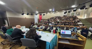 Ankara'da bağımlılıkla mücadele paneli düzenlendi