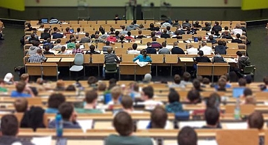 Bursa'da üniversite öğrencilerine IBAN kiralamanın riskleri semineri