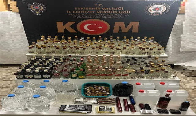 Eskişehir'de kaçak ve sahte alkol operasyonunda 3 zanlı yakalandı