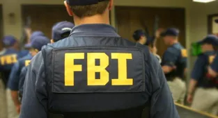 FBI Direktörü'nün işten çıkardığı personelin çoğunun İran'la ilgili vakalarda çalıştığı iddiası