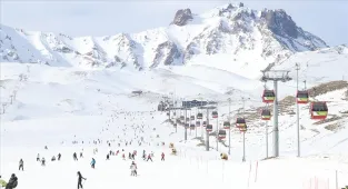 Geleneksel Kızak Türkiye Şampiyonası Erciyes'te yapıldı