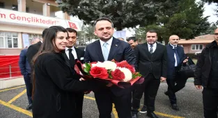 Gençlik ve Spor Bakan Yardımcısı Eminoğlu Batman'da gençlerle buluştu: