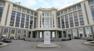 Lübnan Sağlık Bakanlığı: İsrail'in 2 Mart'tan bu yana Lübnan'a düzenlediği saldırılarda hayatını kaybedenlerin sayısı 64 artarak 634'e, yaralı sayısı ise 1586'ya yükseldi