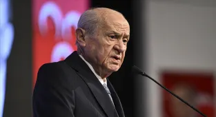 MHP Genel Başkanı Devlet Bahçeli, partisinin belediye başkanlarıyla iftarda bir araya geldi: (1)