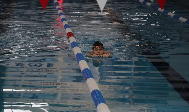 Milli yüzücü Derin Anbarlı'nın hedefi uluslararası organizasyonda madalya almak