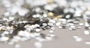 Rekor kıran gümüş fiyatları güneş enerjisinde bakıra geçiş tartışmasını yeniden alevlendirdi