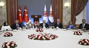 TBMM Başkanı Kurtulmuş, Meclis’te rektörlerle iftarda bir araya geldi:
