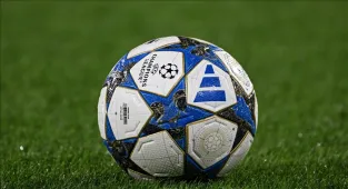 UEFA Şampiyonlar Ligi'nde çeyrek finalistler belli oluyor