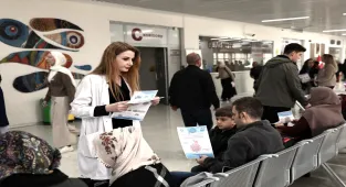 Uzmanından 45 yaşından sonra kolonoskopi yapılması önerisi