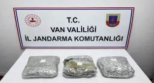 Van'da 4 kilo 60 gram uyuşturucu ele geçirildi