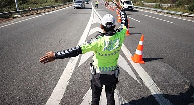 Aman dikkat! İstanbul'da yarın bazı yollar trafiğe kapatılacak