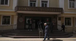 Bornova Belediyesi'ne yönelik soruşturmada serbest bırakma kararına yapılan itiraz kabul edildi
