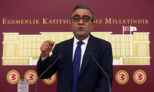 CHP Genel Başkan Yardımcısı Tanrıkulu, basın toplantısı düzenledi