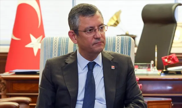 CHP Genel Başkanı Özel, ÇGD Yılın Başarılı Gazetecileri Ödül Töreni'ne katıldı