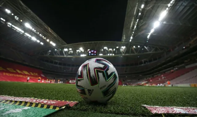 UEFA Avrupa Ligi'nde yarı final ilk maçları yarın oynanacak