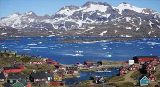 ABD'nin Grönland'ın başkenti Nuuk'taki yeni konsolosluk açılışı protesto edildi