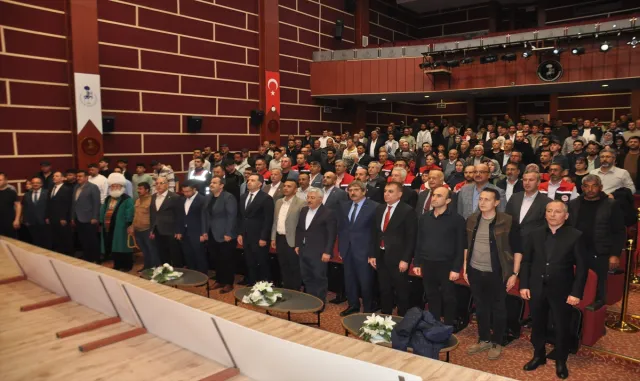 Akşehir'de bilgi yarışmasında dereceye giren çiftçiler ödüllendirildi