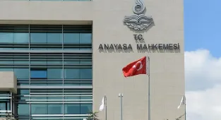 Anayasa Mahkemesi Başkanı Kadir Özkaya, Erzurum'daki panelde konuştu: