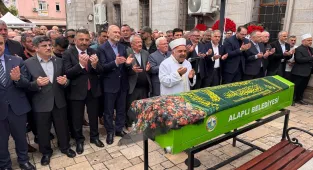Eski AK Parti MKYK üyesi Emine Çift, Zonguldak'ta son yolculuğuna uğurlandı
