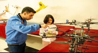 Eskişehir'de ilkokul öğrencileri Türkkuşu İnönü Havacılık Eğitim Merkezi'ni ziyaret etti
