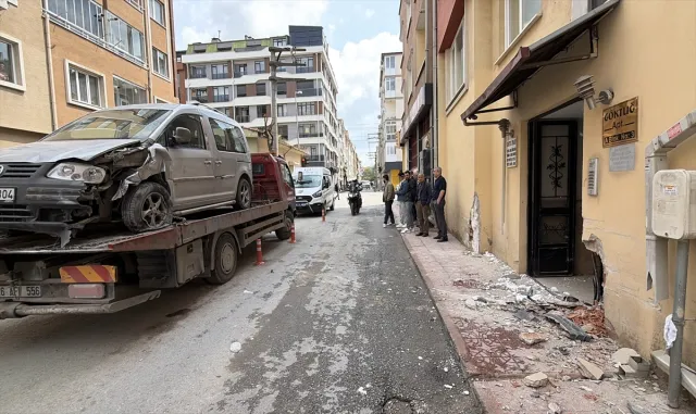 Eskişehir'de trafik kazasında yaralanan kişi hastanede öldü