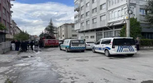 Eskişehir'deki evde çıkan yangında dumandan etkilenen kadın öldü