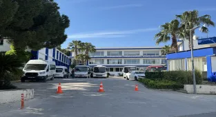 GÜNCELLEME 2 - İzmir'de Güzelbahçe Belediyesine yönelik operasyonda Belediye Başkanı ve 1 şüpheli tutuklandı