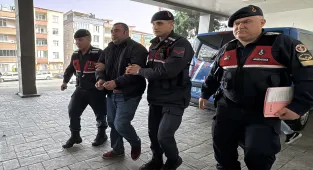 GÜNCELLEME 2 - Samsun'da tartıştığı babasını tabancayla öldüren şüpheli tutuklandı
