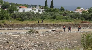 GÜNCELLEME - Hatay'da sele kapılarak kaybolan 2 gençten 1'inin cesedi bulundu