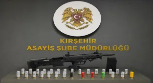 Kırşehir'de 2 ruhsatsız av tüfeği ele geçirildi