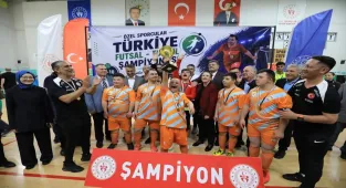 Kocasinan Belediyespor Down Sendromlu Futbol Takımı Türkiye şampiyonu oldu