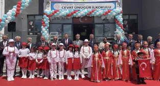 Eskişehir'de eğitime kazandırılan Cevat Ünügür İlkokulu törenle açıldı