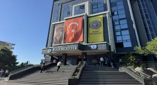 GÜNCELLEME - Buca Belediyesine yönelik operasyonda Belediye Başkanı Duman ve 52 şüpheli gözaltına alındı