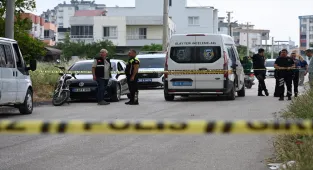 GÜNCELLEME - Osmaniye'de akrabalar arasında çıkan silahlı kavgada 1 kişi öldü, 3 kişi yaralandı